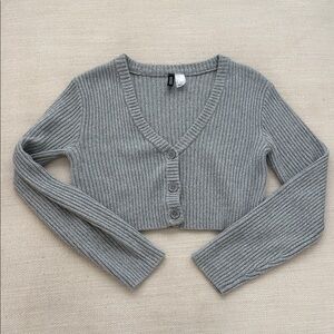 H&M Cropped Ribbed V-Neck Cardigan - Gray